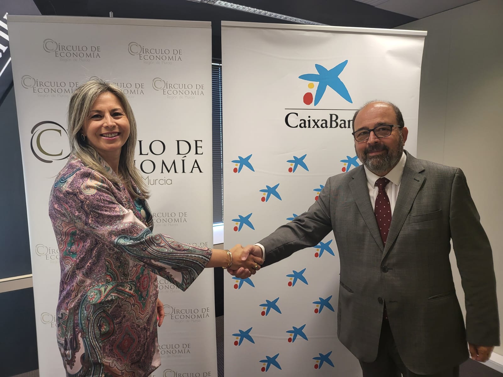 CaixaBank y el Círculo de Economía de la Región de Murcia renuevan su alianza un año más