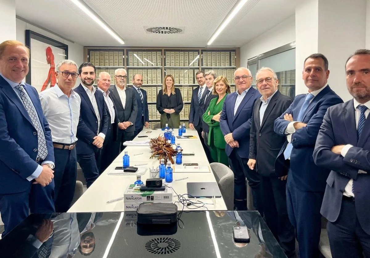 Nueve empresarios de la Región de Murcia entran como inversores en el proyecto del centro de microchips